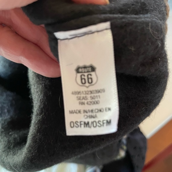 CloudCroft New Mexico ski cap. - Picture 6 of 6